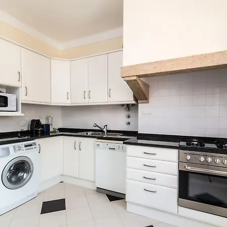 Varanda Dos Poetas * Lizbona